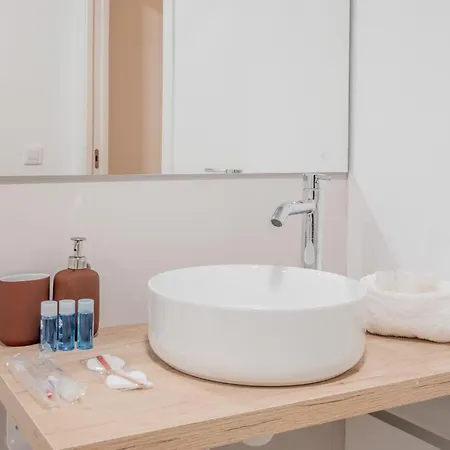 Apartment Mediterraneum D *